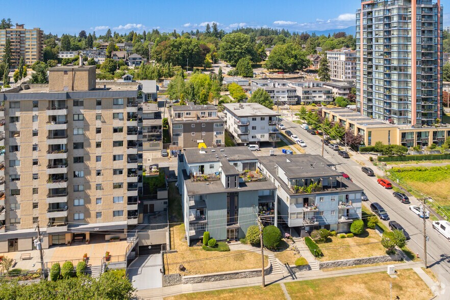 205 Carnarvon St, New Westminster, BC for sale - Aerial - Image 2 of 3