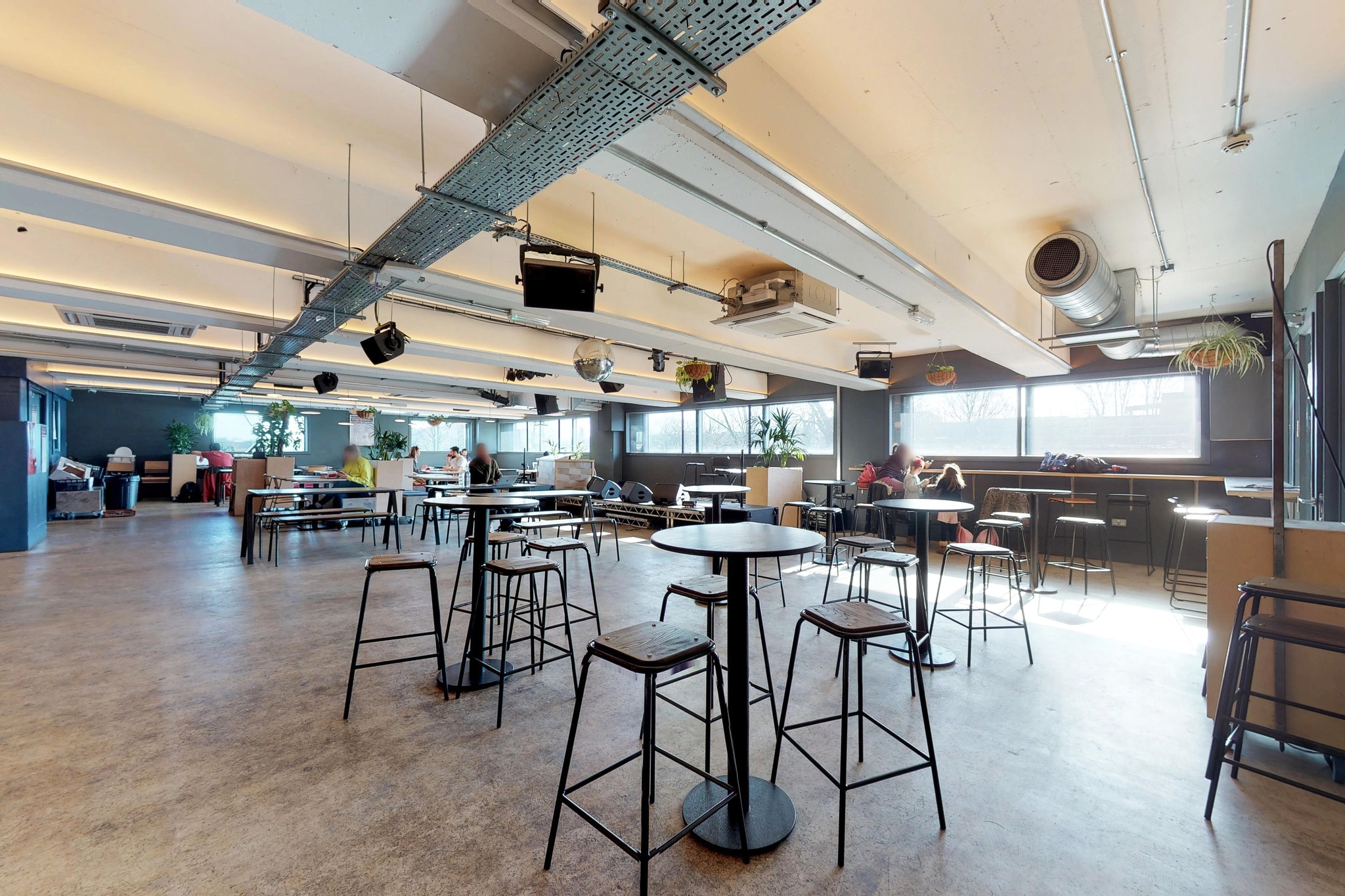 95a Rye Ln, London for sale Interior Photo- Image 1 of 1