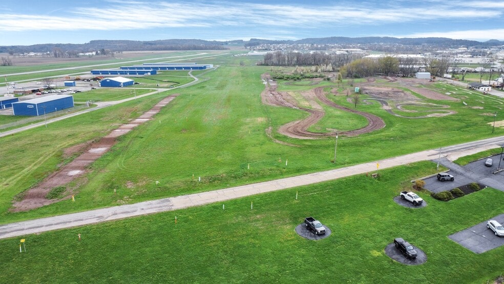 3240 Old Columbus Rd NW, Carroll, OH for sale - Building Photo - Image 3 of 22