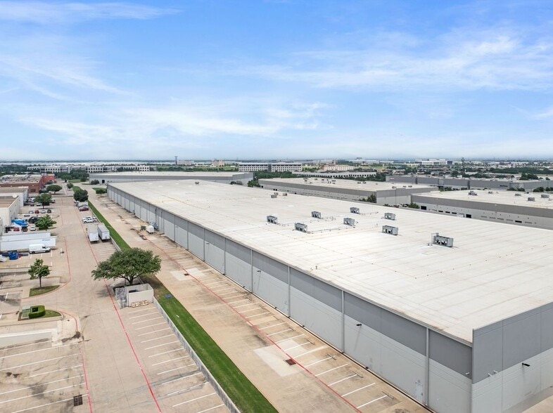 3700 W Royal Ln, Irving, TX for lease - Building Photo - Image 1 of 2