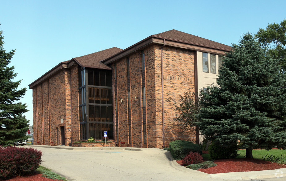 100 Executive Dr, Lafayette, IN for lease - Building Photo - Image 1 of 9