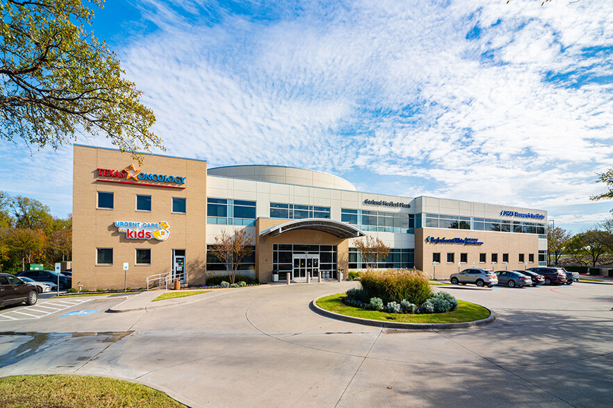 7150 N President George Bush Tpke, Garland, TX for lease - Building Photo - Image 1 of 7