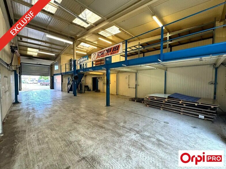 Flex in Sainte-Geneviève-des-Bois for lease - Building Photo - Image 3 of 7