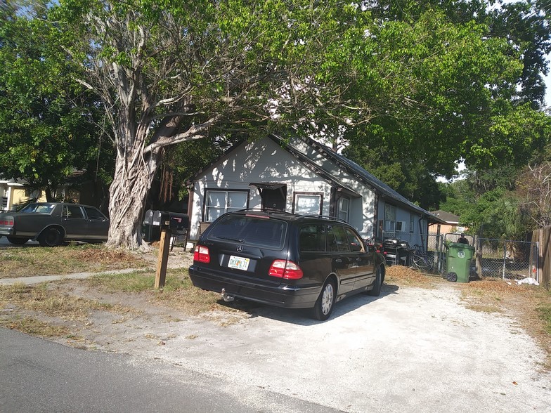 2127 13th St W, Bradenton, FL for sale - Building Photo - Image 1 of 1