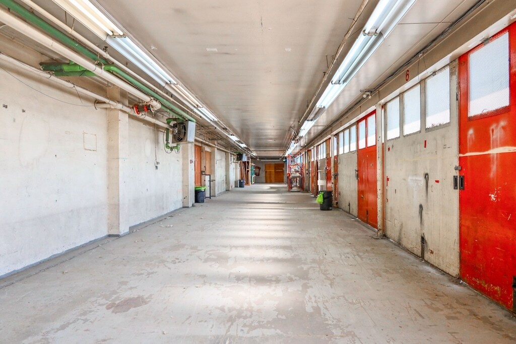 8324 Fraser St, Vancouver, BC for lease Interior Photo- Image 1 of 9