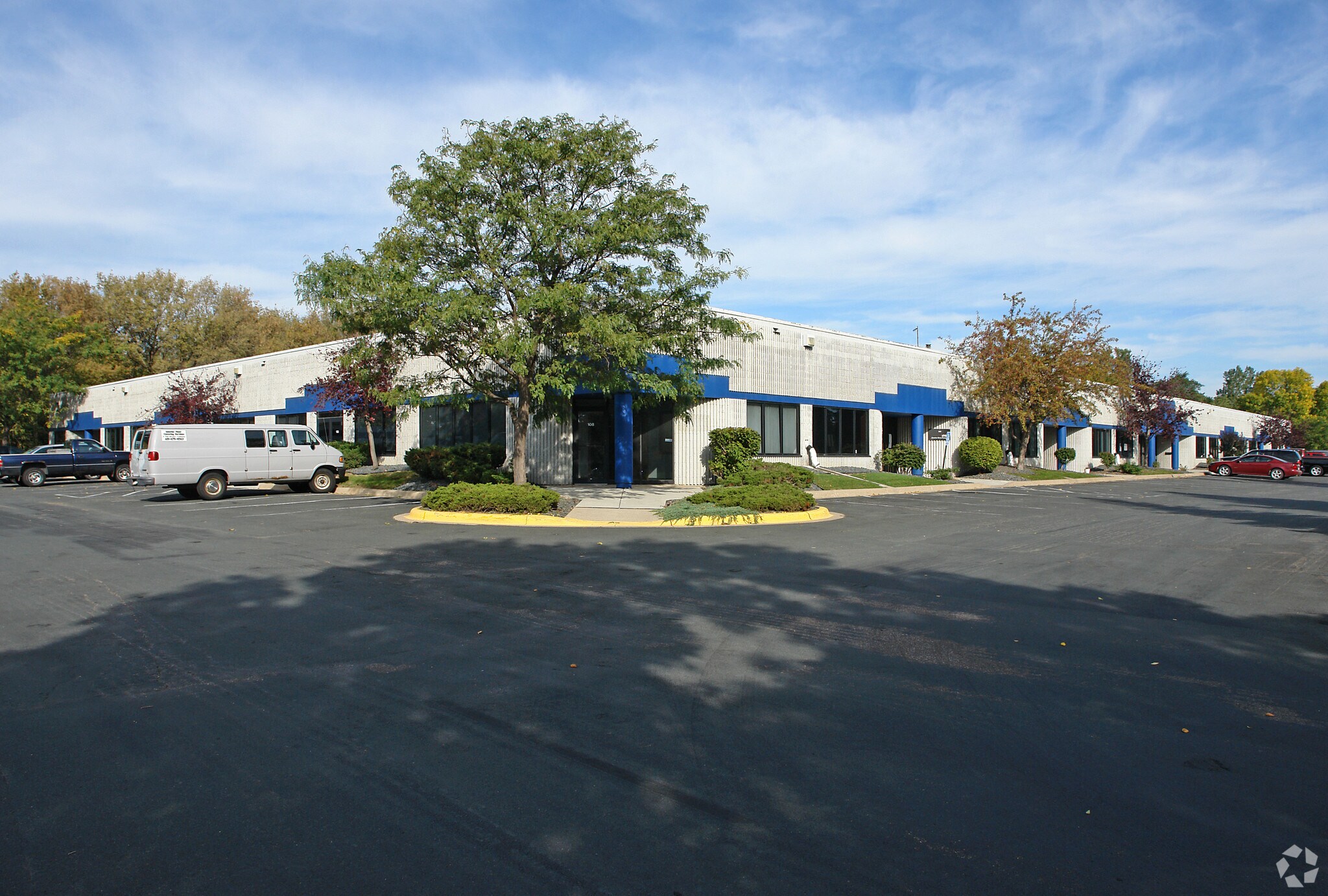 2401 Pilot Knob Rd, Mendota Heights, MN for sale Primary Photo- Image 1 of 1
