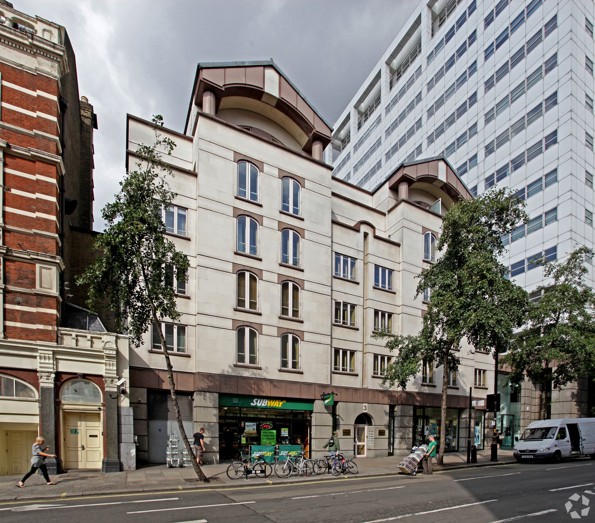 3-4 Upper St Martins Ln, London for sale Primary Photo- Image 1 of 1