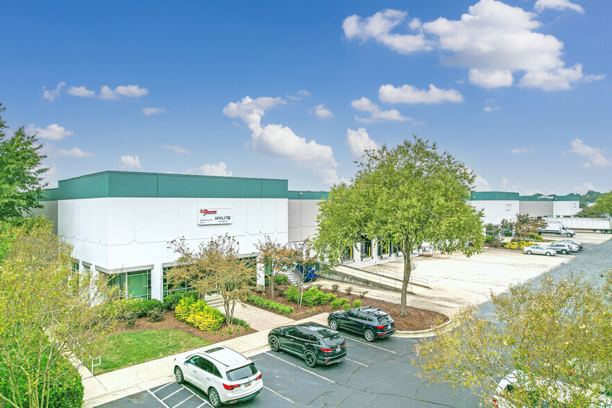 9410 D Ducks Ln, Charlotte, NC for lease - Building Photo - Image 1 of 5