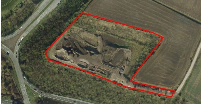 Doe Lea, Chesterfield for sale - Primary Photo - Image 1 of 1