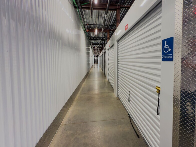 Extra Space Storage 2 Portfolio SC portfolio of 2 properties for sale on LoopNet.com - Building Photo - Image 2 of 22