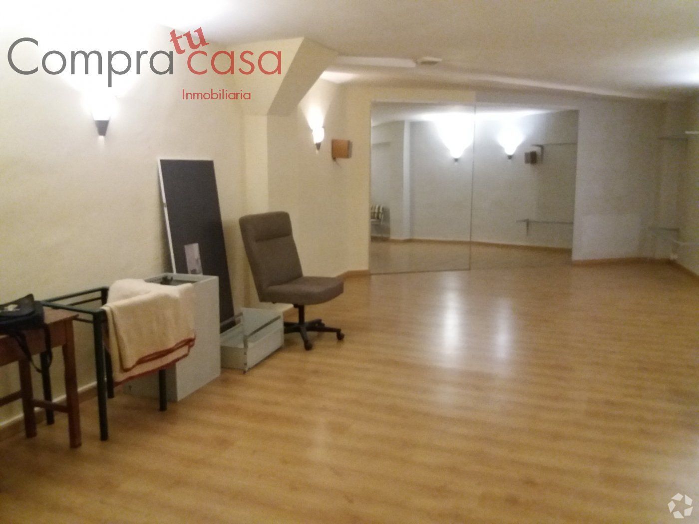 Retail in Segovia, Segovia for lease Interior Photo- Image 1 of 2