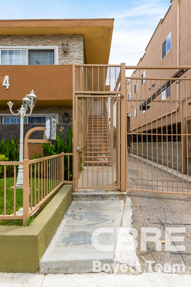 6914 Woodley Ave, Van Nuys, CA for sale - Building Photo - Image 3 of 4