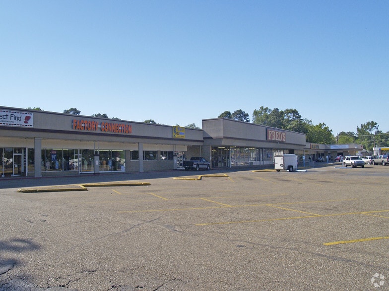 2609-2633 N 7th St, West Monroe, LA for lease - Building Photo - Image 3 of 11