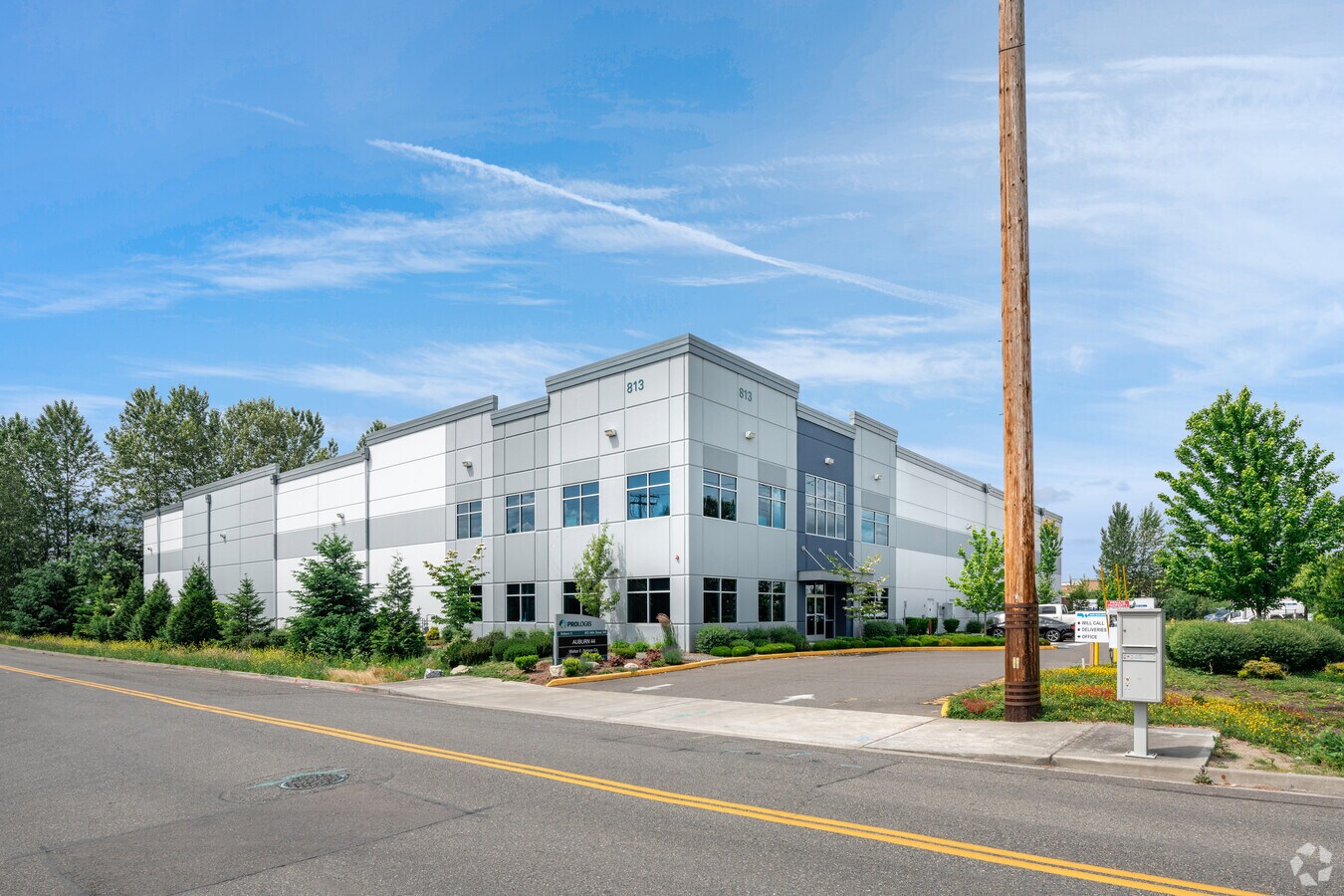 813 44th St NW, Auburn, WA 98001