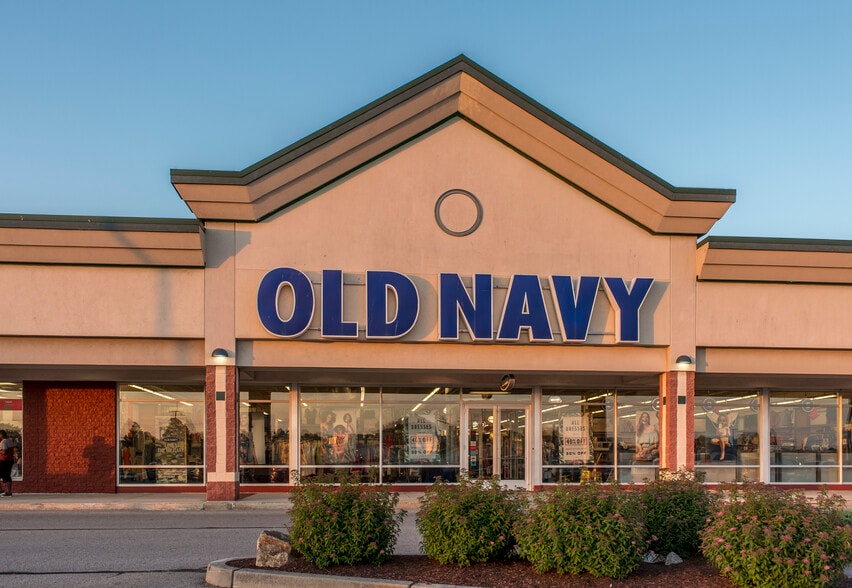 199 JT Connell Hwy, Newport, RI for lease - Building Photo - Image 3 of 8