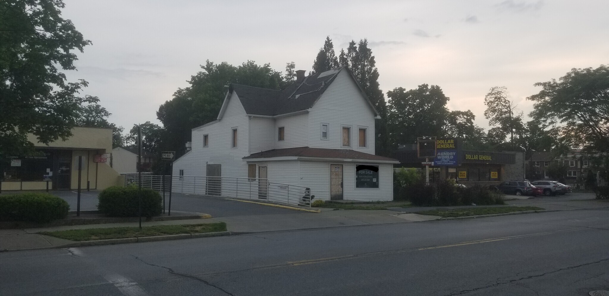 256 Hooker Ave, Poughkeepsie, NY for sale Primary Photo- Image 1 of 1