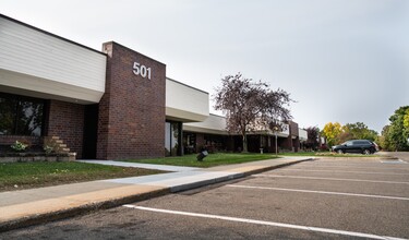 500 E Travelers Trl, Burnsville, MN for lease Building Photo- Image 2 of 18