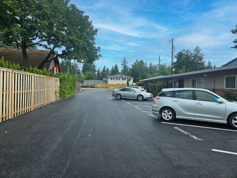 12920 SE Powell Blvd, Portland, OR for sale - Building Photo - Image 3 of 10