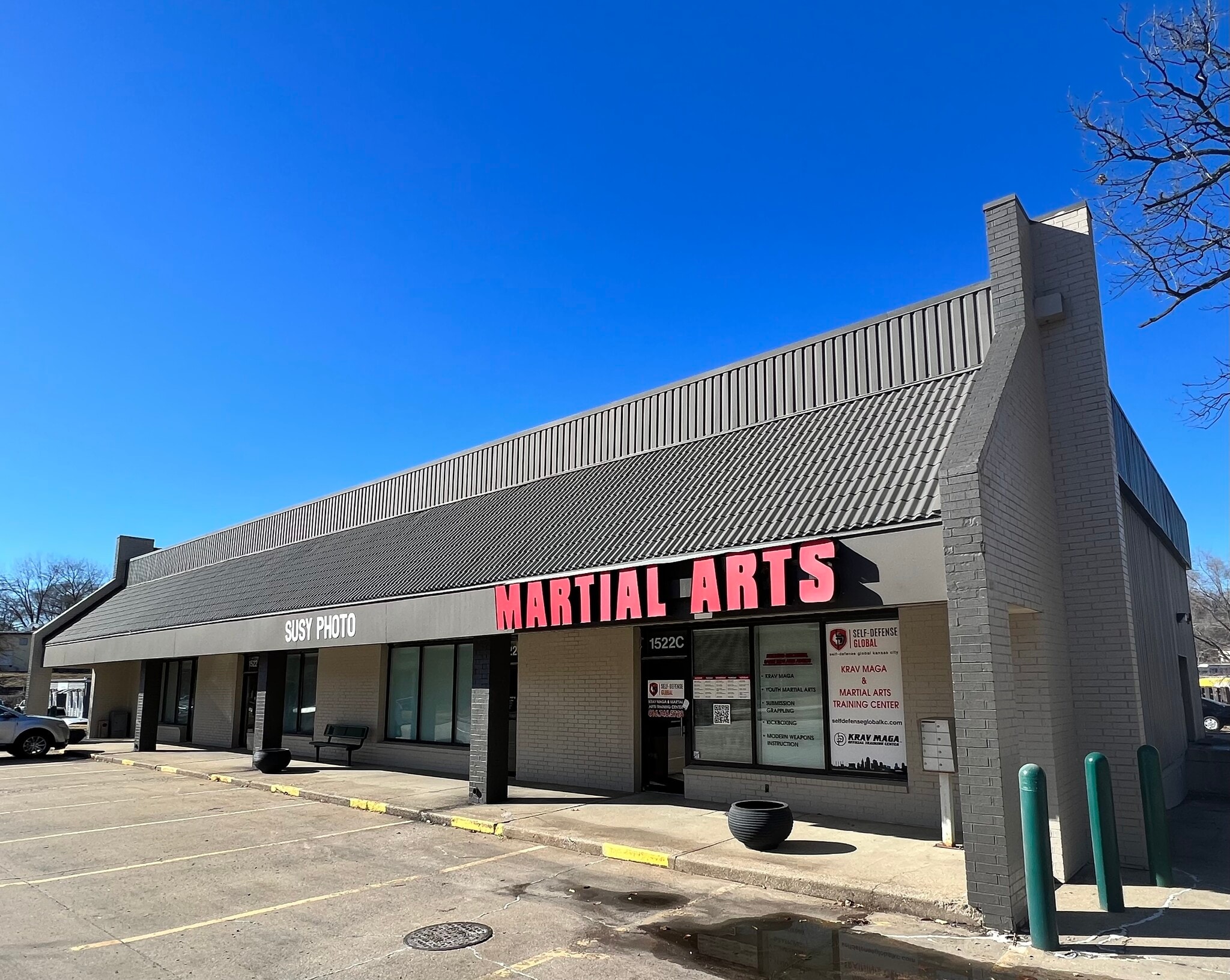 1522 NW Vivion Rd, Kansas City, MO for lease Building Photo- Image 1 of 8