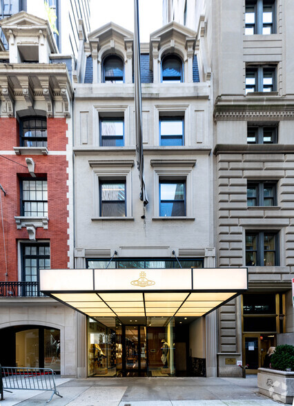 14 E 55th St, New York, NY for lease - Building Photo - Image 1 of 20