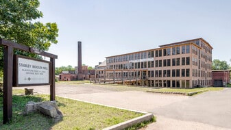 Stanley Woolen Mill - Bar