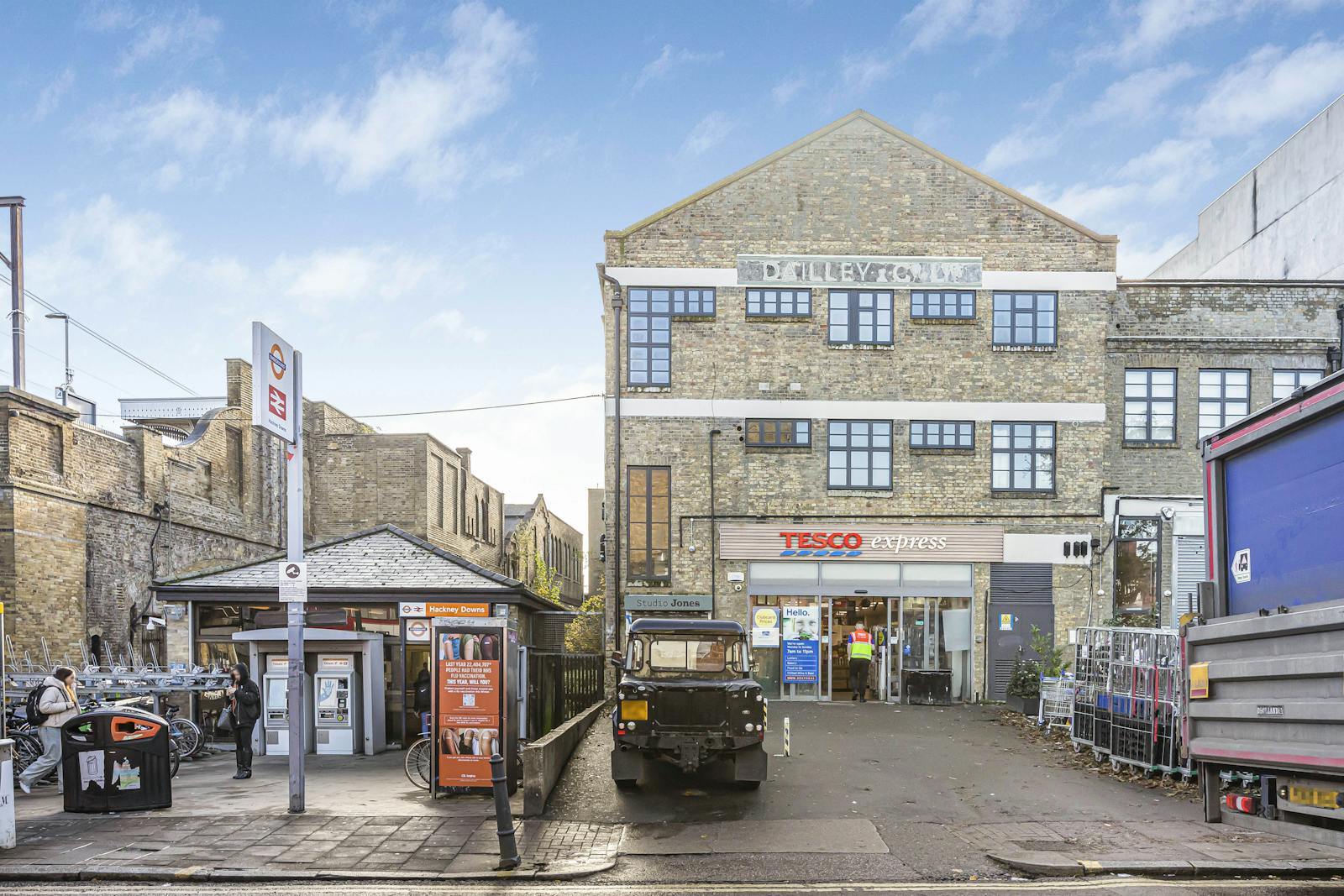 230 Dalston Ln, London for lease Building Photo- Image 1 of 10