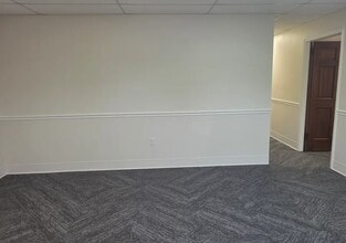 7714 Massachusetts Ave, New Port Richey, FL for lease Interior Photo- Image 2 of 4