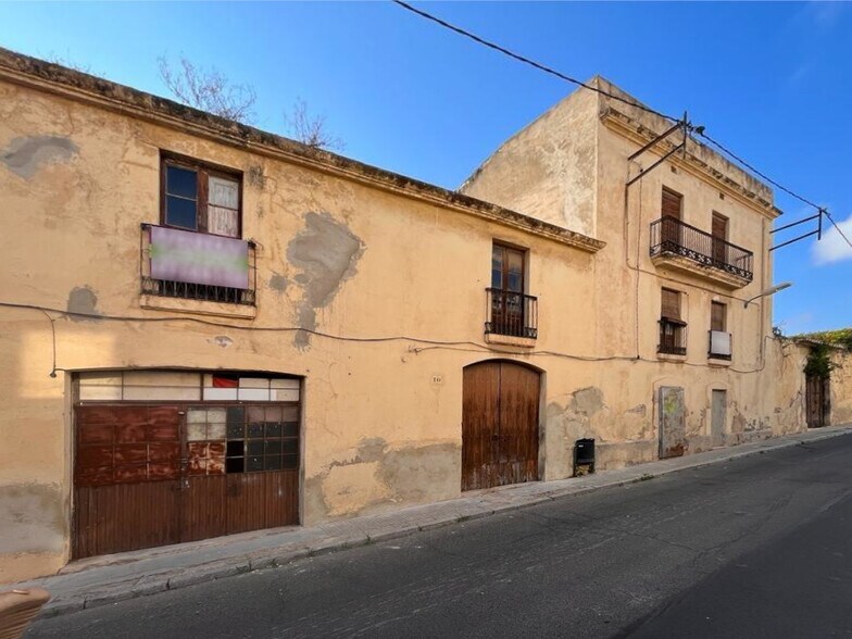 Multifamily in Torredembarra, Tarragona for sale - Primary Photo - Image 1 of 2