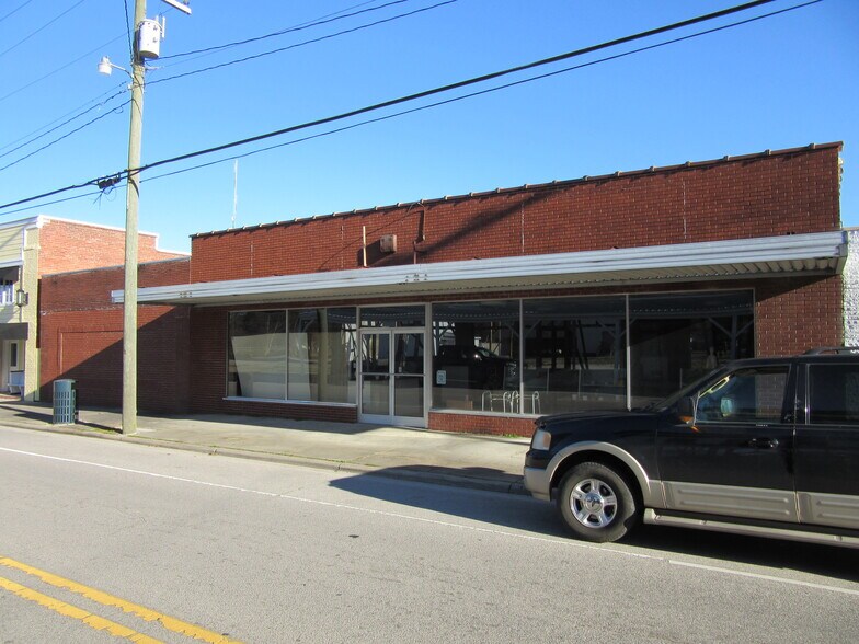 103105 Main, Stantonsburg, NC 27883