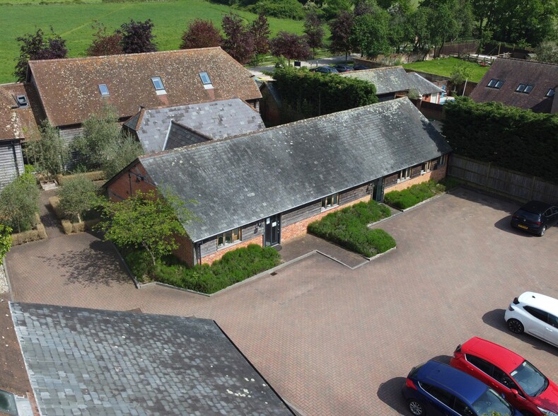 Hoe Ln, Romsey for lease - Primary Photo - Image 1 of 6