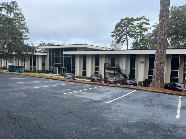 325 John Knox Rd, Tallahassee, FL for lease - Building Photo - Image 1 of 11