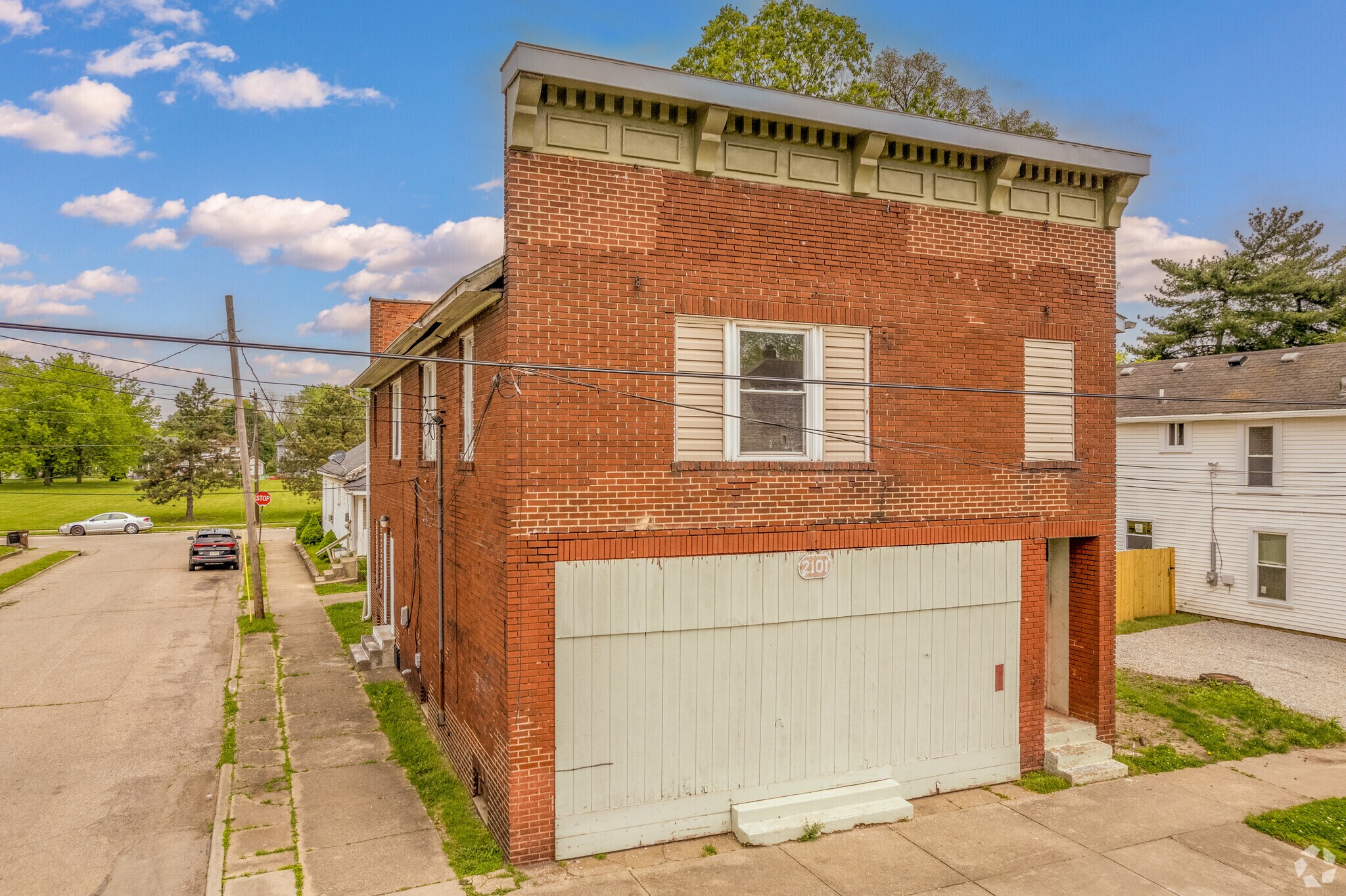 2101 Woodlawn Ave, Middletown, OH 45044