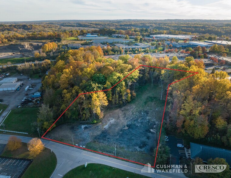 10108 Sweet Valley Dr, Valley View, OH for lease - Building Photo - Image 3 of 3