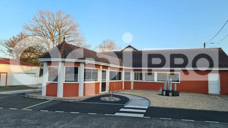 Retail in Prémilhat for sale - Building Photo - Image 1 of 7