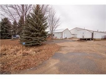 62038 Minnesota Highway 24, Litchfield, MN for sale - Building Photo - Image 1 of 1