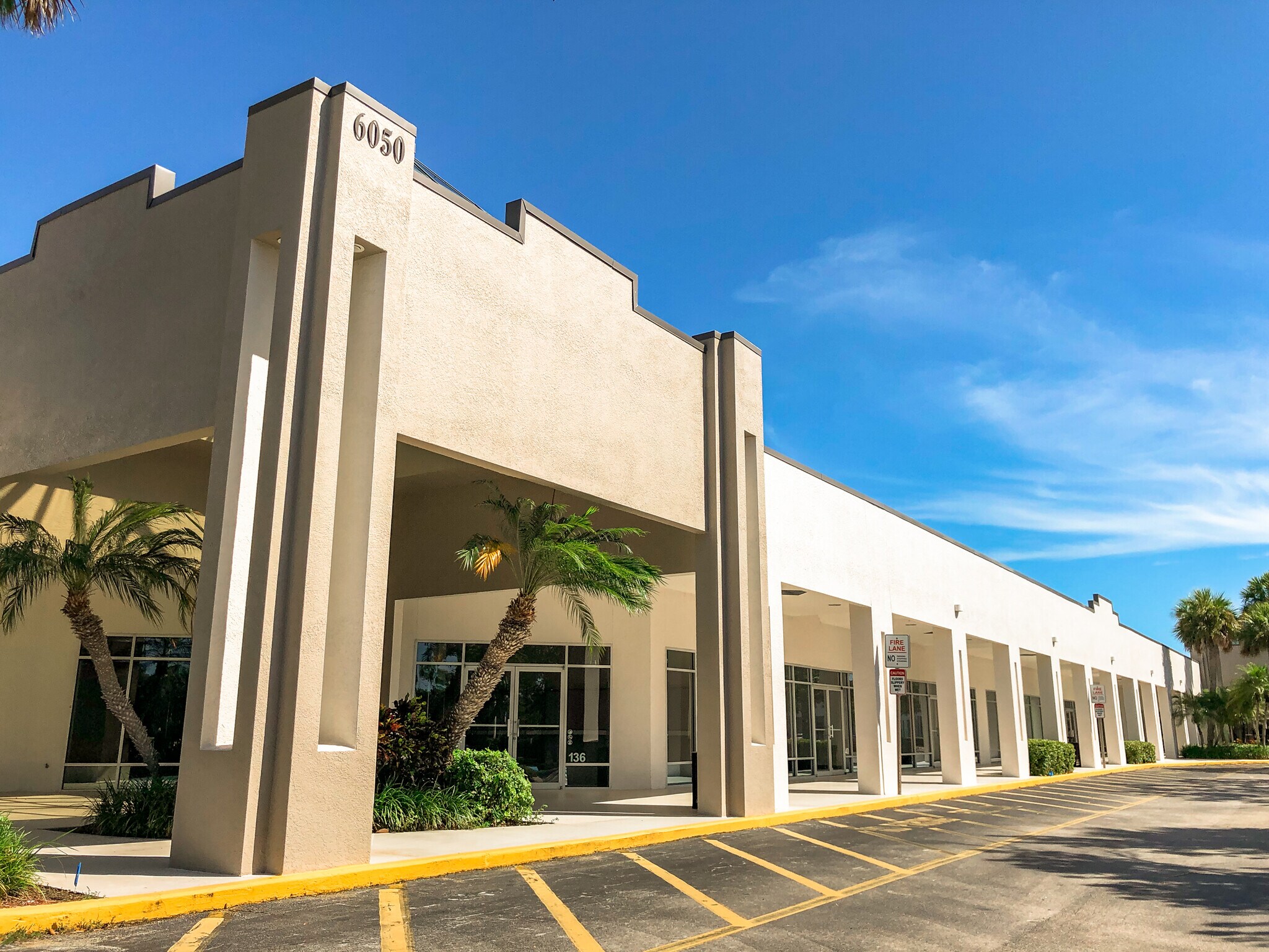 6050 Collier Blvd, Naples, FL 34114 Building 3