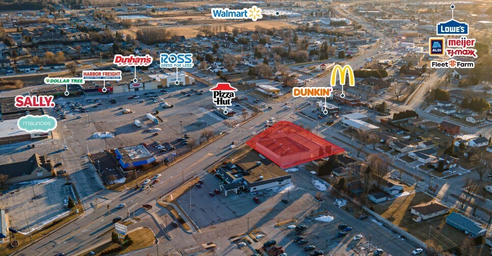 3404 Calumet Ave, Manitowoc, WI for sale - Building Photo - Image 1 of 1