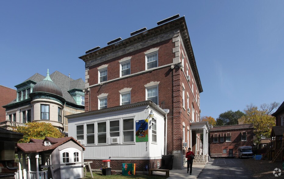 4745 S Ellis Ave, Chicago, IL for sale - Primary Photo - Image 1 of 1