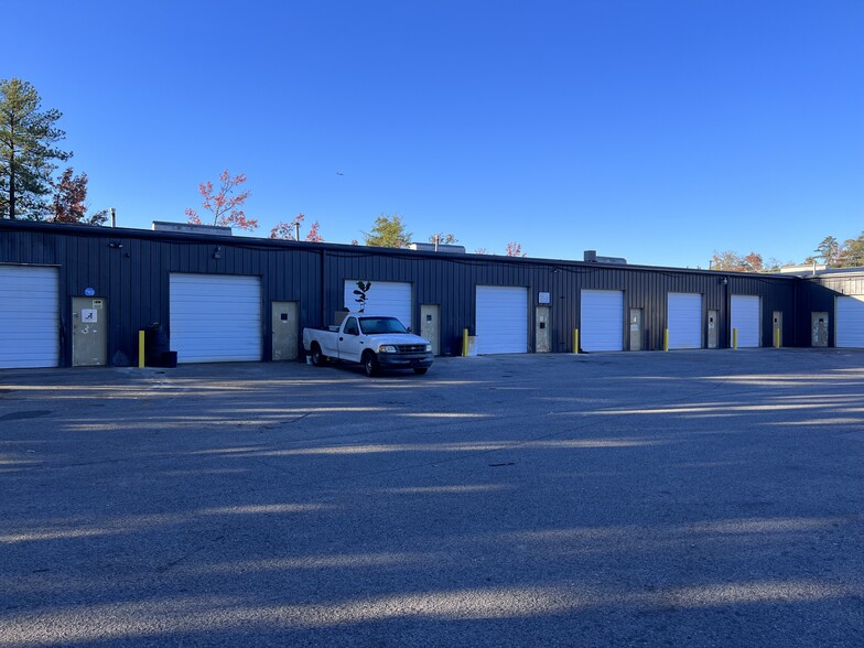 25 W Oxmoor Rd, Birmingham, AL for lease - Building Photo - Image 3 of 8