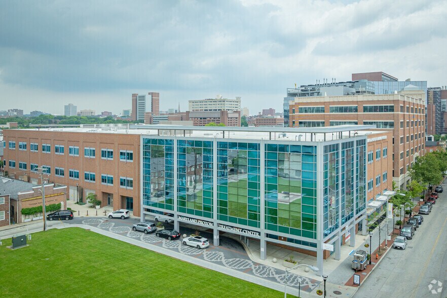 850 W Baltimore St, Baltimore, MD for sale - Primary Photo - Image 1 of 1