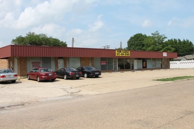 2433-2437 Goldfinch Ln, Garland, TX for sale Primary Photo- Image 1 of 1