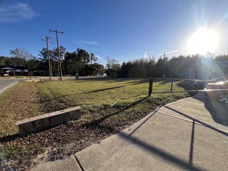 29 Strickland Rd, Smithfield, NC for sale - Building Photo - Image 3 of 8