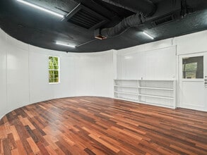 2520 Lake Alfred Rd, Winter Haven, FL for sale Interior Photo- Image 1 of 4