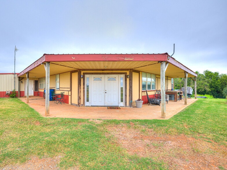 2830 N MacArthur Ave, Blanchard, OK for sale - Primary Photo - Image 2 of 8