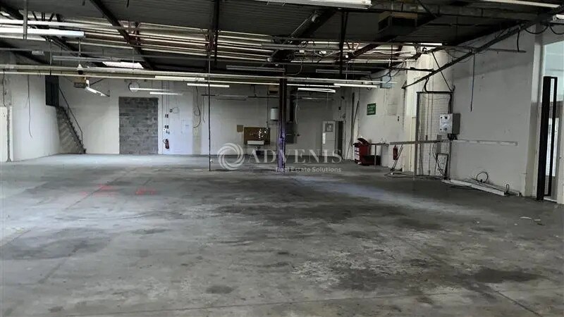 Flex in Blois for lease - Interior Photo - Image 2 of 6