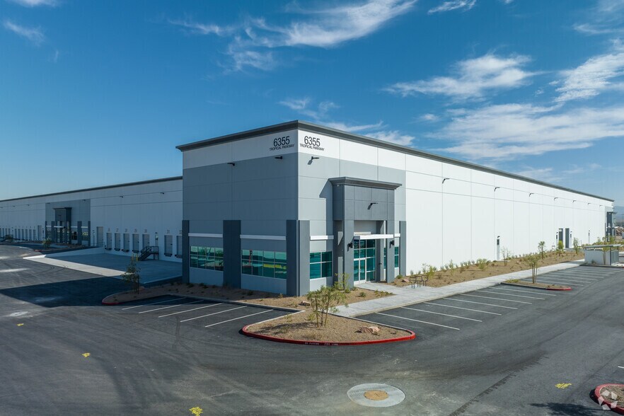 6355 E Tropical Pky, Las Vegas, NV for lease - Building Photo - Image 1 of 4