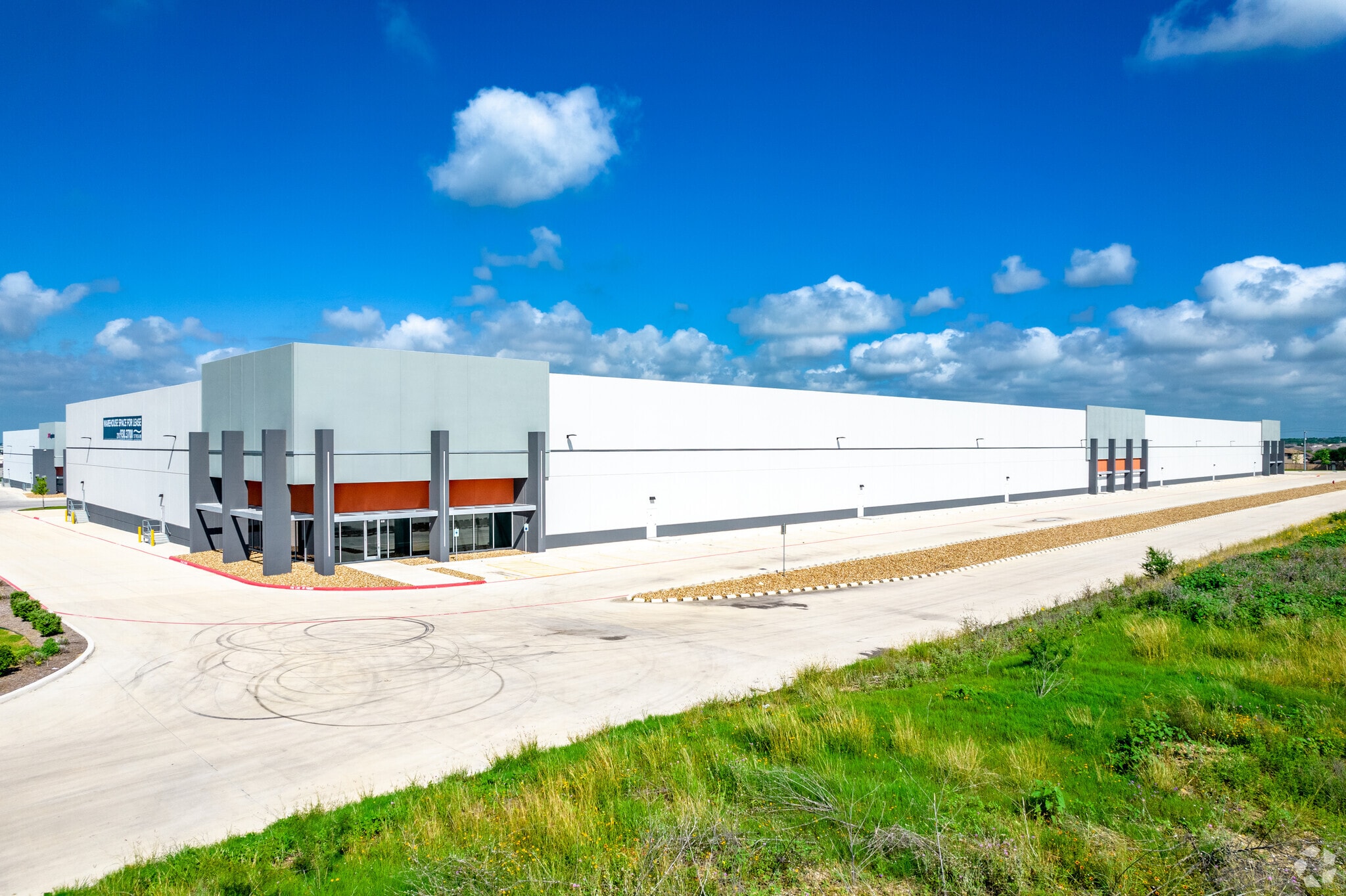 6707 IH-10 E, San Antonio, TX for sale Building Photo- Image 1 of 1