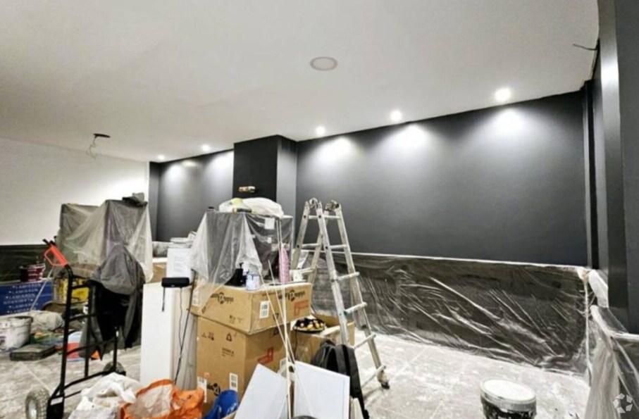 Multifamily in Madrid, Madrid for sale Interior Photo- Image 1 of 1