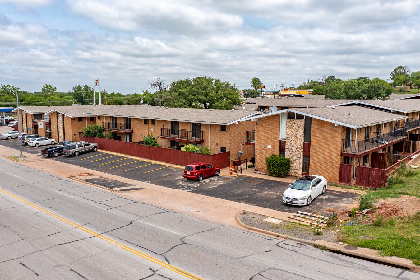 504 Kemp Blvd, Wichita Falls, TX 76301