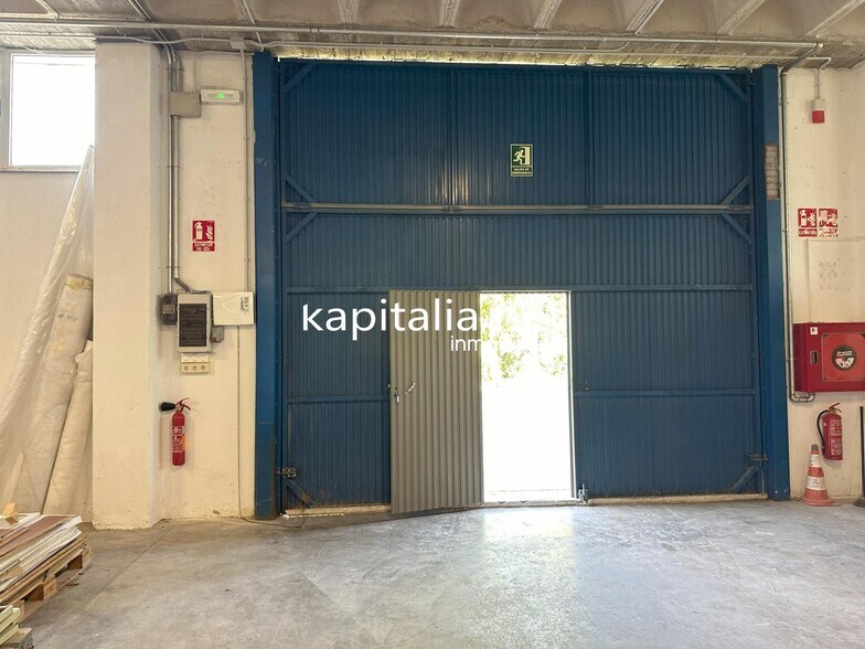 Industrial in Ontinyent, Valencia for sale - Building Photo - Image 3 of 8
